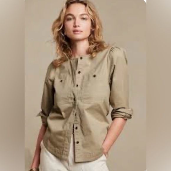 Banana Republic Maverick Tan Twill Button down Shirt size XS - Picture 2 of 14